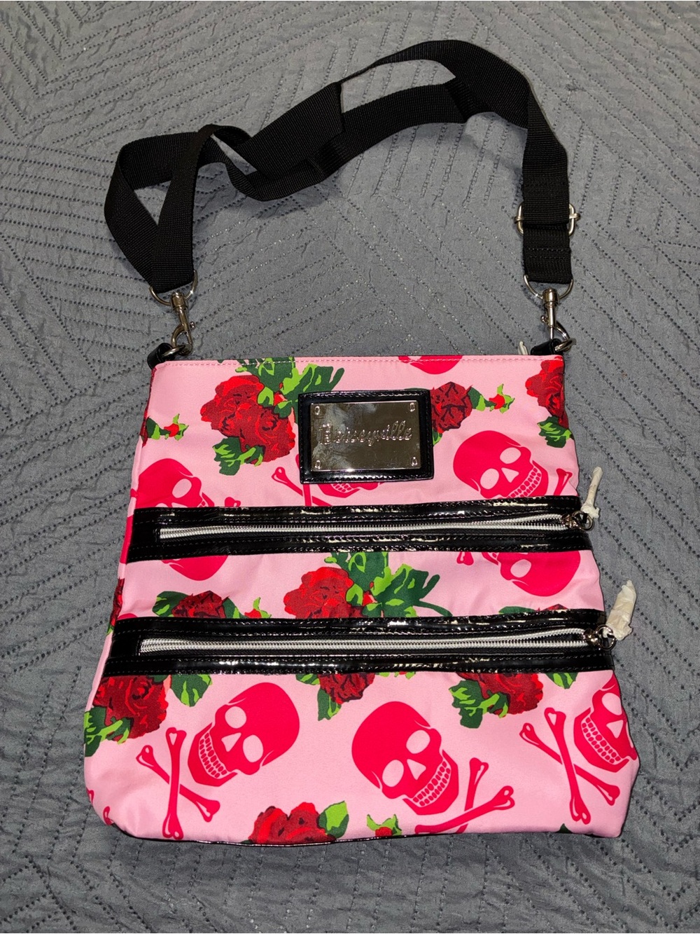 Betseyville by Betsey Johnson Pink Skull & Rose Crossbody Bag NWOT